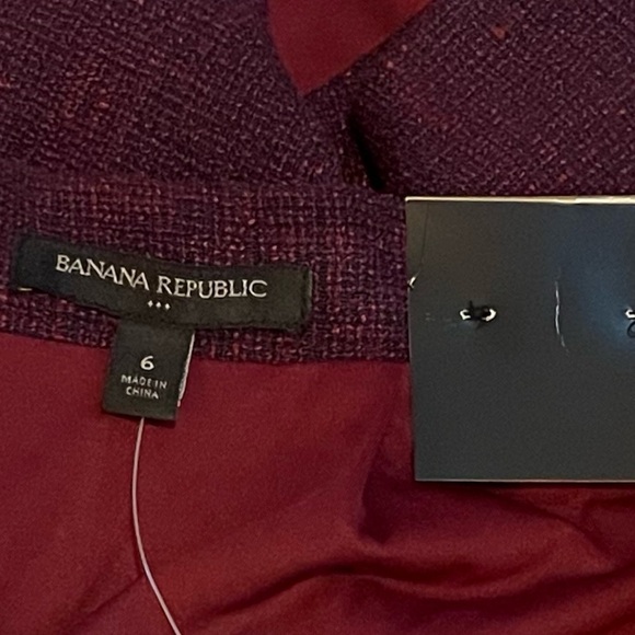 NWT Banana Republic Faux Wrap Tweed Burgundy Knew Length Mid Rise Skirt Sz 6 - Picture 3 of 9